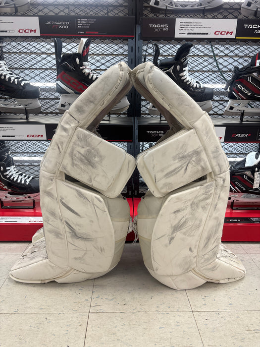 Used CCM EFlex 5.5 33+1” Senior Goal Pads