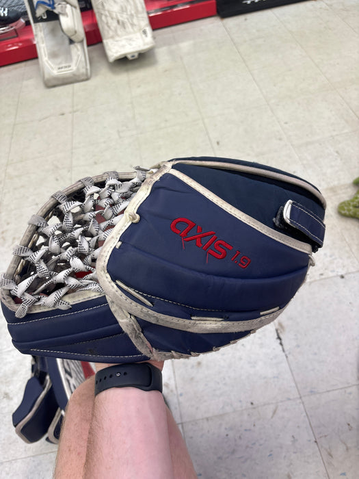 Used CCM Axis 1.9 Intermediate Catcher and Blocker Set