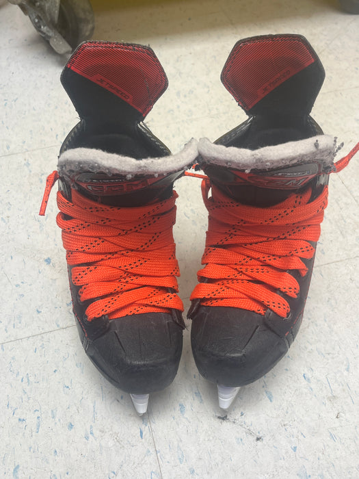 Used CCM JetSpeed FT6 Pro Size 13.5 Youth Skates