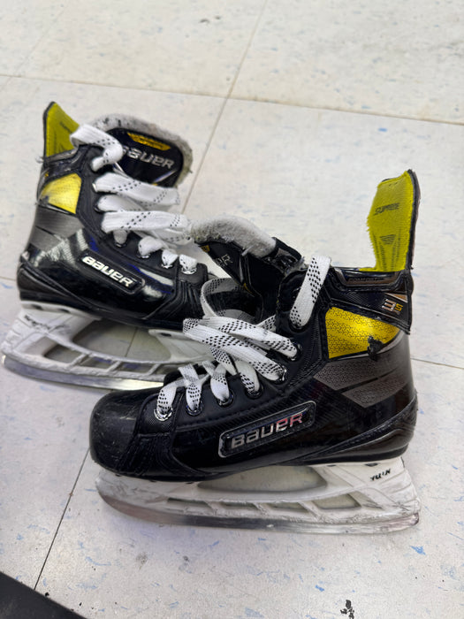 Used Bauer Supreme 3S Pro Youth Skates 13.5Y