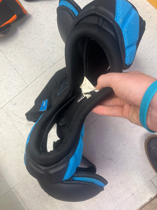 Used True XC9 Senior Extra Large Shoulder Pads
