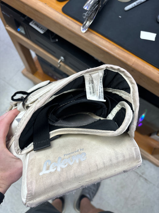 Used CCM E3.5 Junior Full Right Catcher