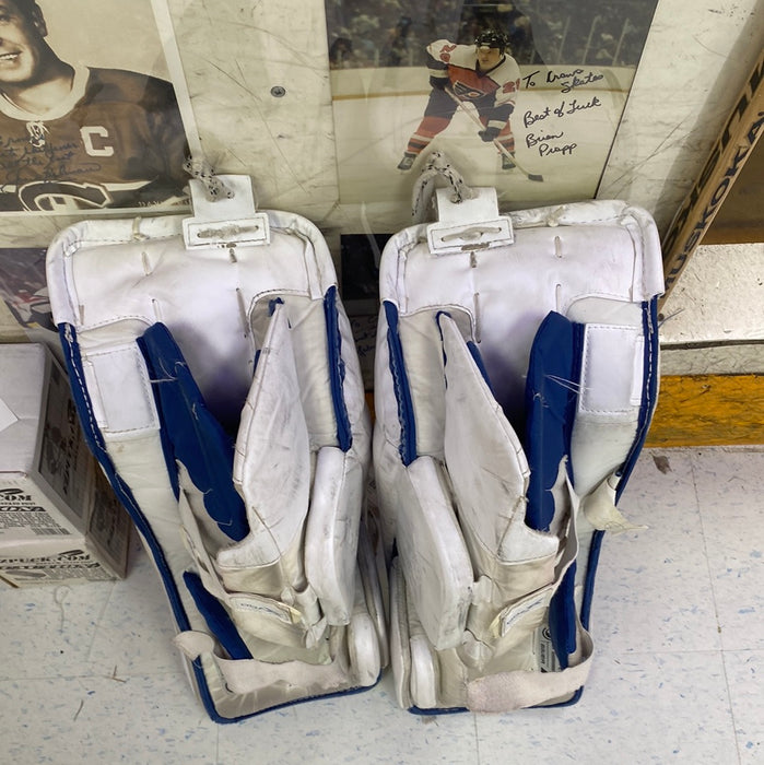Used Bauer Vapor x700 Junior Small Goal Pads