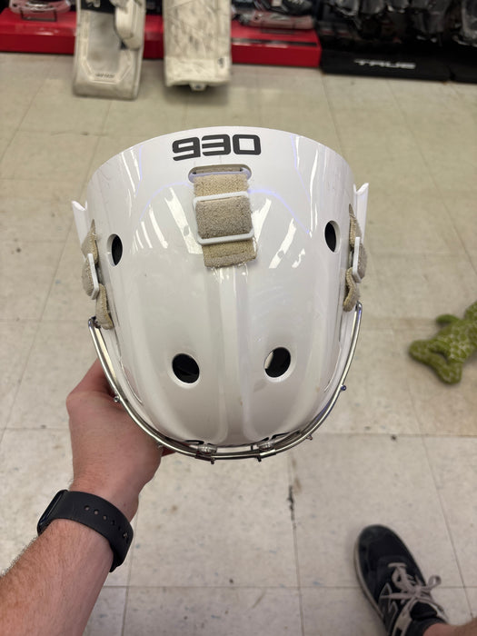 Used Bauer Profile 930 Senior Medium/Large Goal Mask
