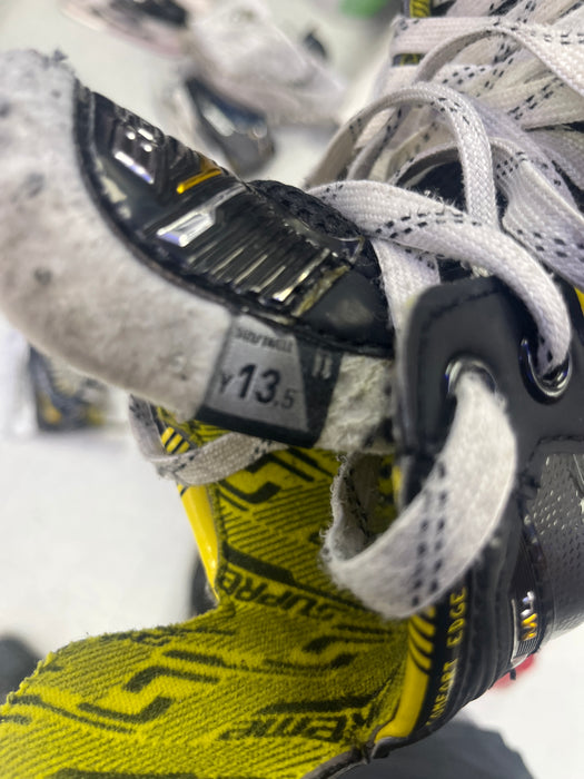 Used Bauer Supreme M4 Size 13.5 Youth Skates