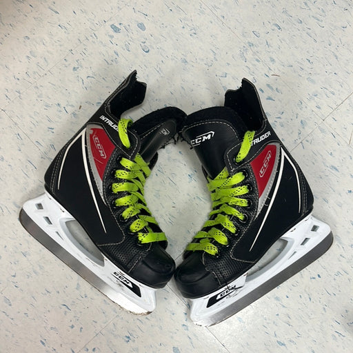 Used CCM Intruder 11D Youth Skates