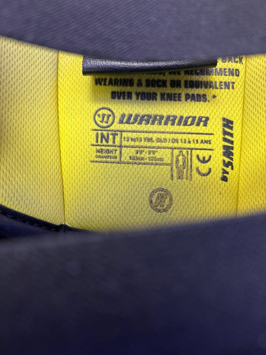 Used Warrior Ritual X3 E+ Intermediate Knee Guards