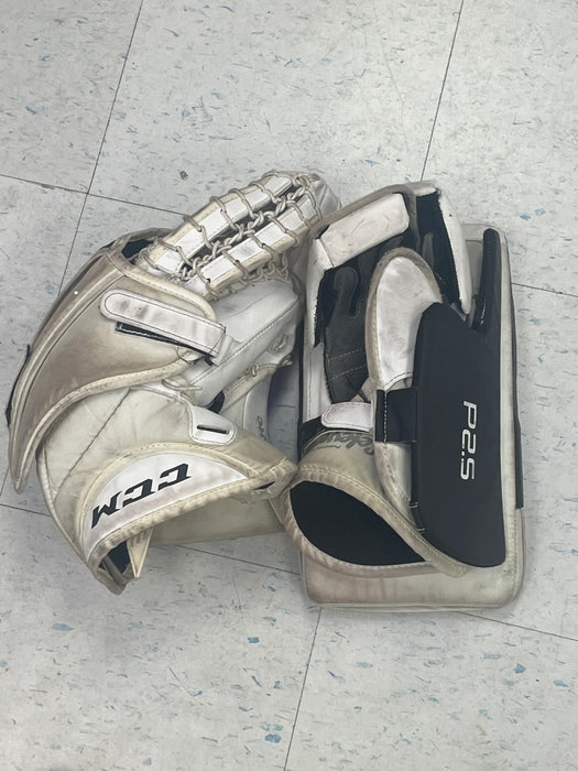 Used CCM P2.5 Junior Catcher and Blocker Set