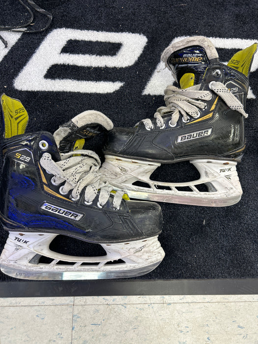 Used Bauer Supreme S29 Player Skates