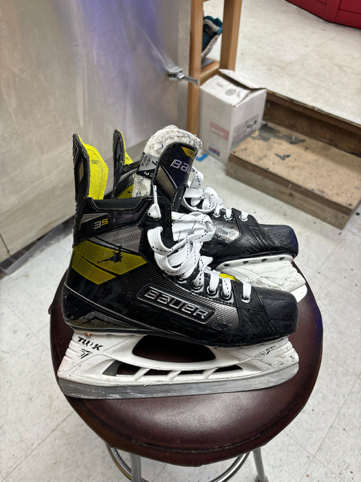 Used Bauer Supreme 3s Size 7.0 Fit 2 Senior Skates