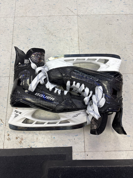 Used Bauer Supreme Mach Size 8.5 Fit 3 Skates