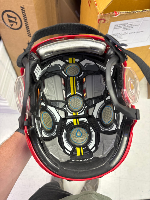 Used CCM Tacks 910 Senior Medium Helmet