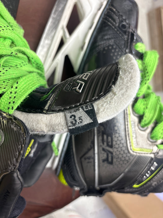 Used Bauer Elite Size 3.5EE Junior Goal Skates