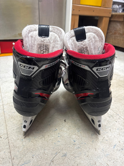 Used CCM EFlex 6.5 Size 3.0 Skates