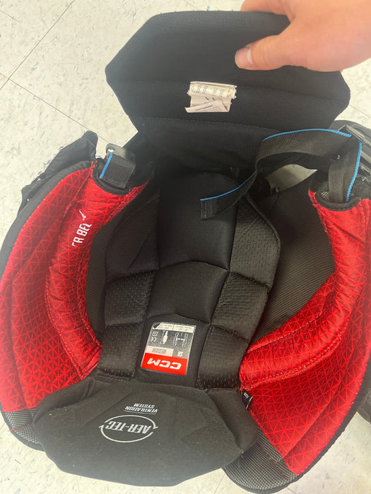 Used CCM JetSpeed FT6 Senior Medium Player Pants