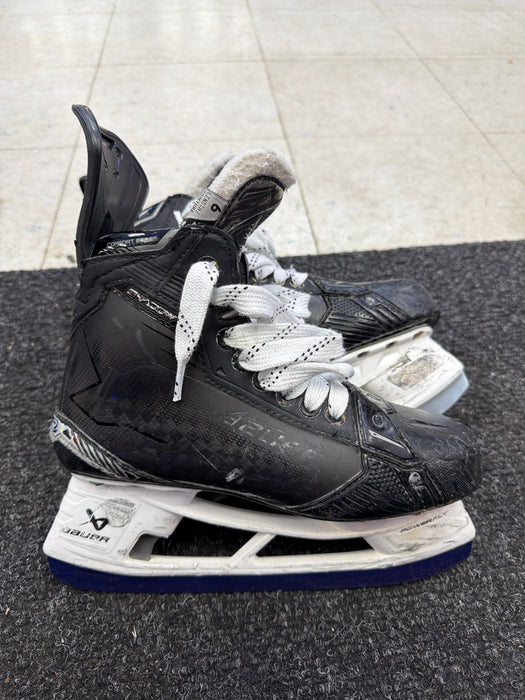 Used Bauer Shadow Size 6.0 Fit 2 Skates