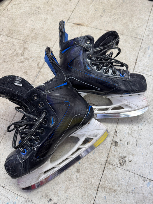 Used Bauer Nexus 2N Skates 5.0D