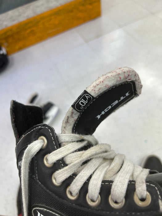 Used ITech Flyweight Youth Player Skates