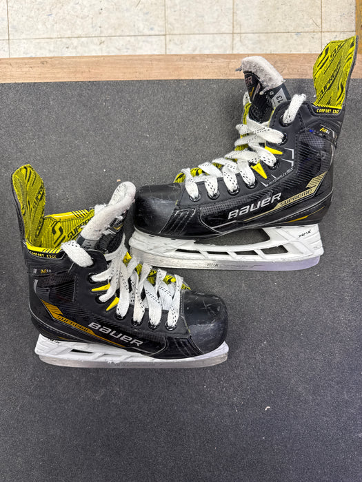 Used Bauer Supreme M4 13Y Player Skates