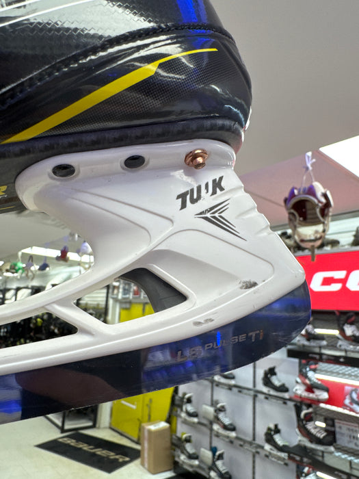 Used Bauer Supreme M4 5.0 Fit 2 Player Skates