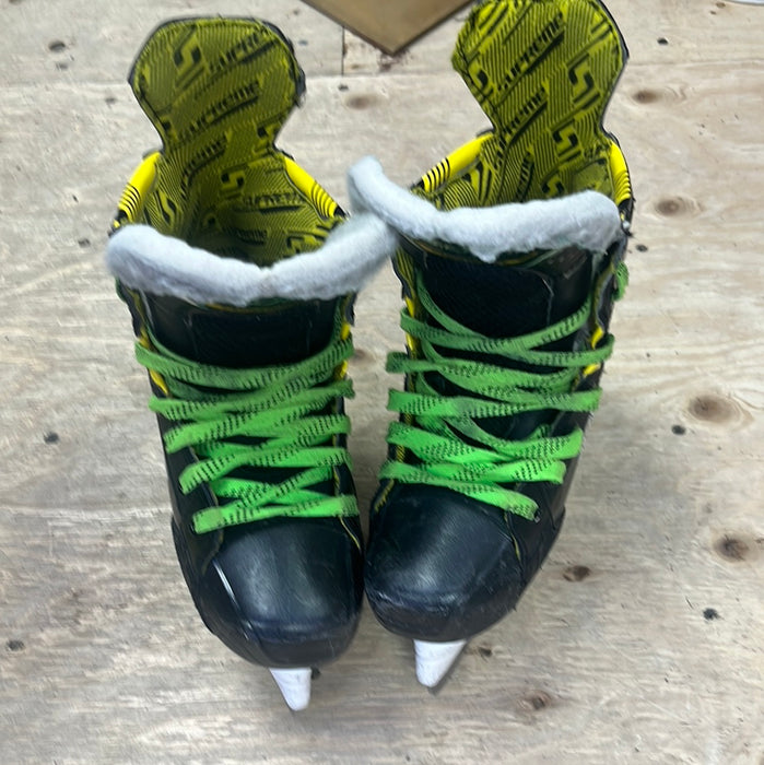 Used Bauer Supreme M4 Size 2.5 Skates