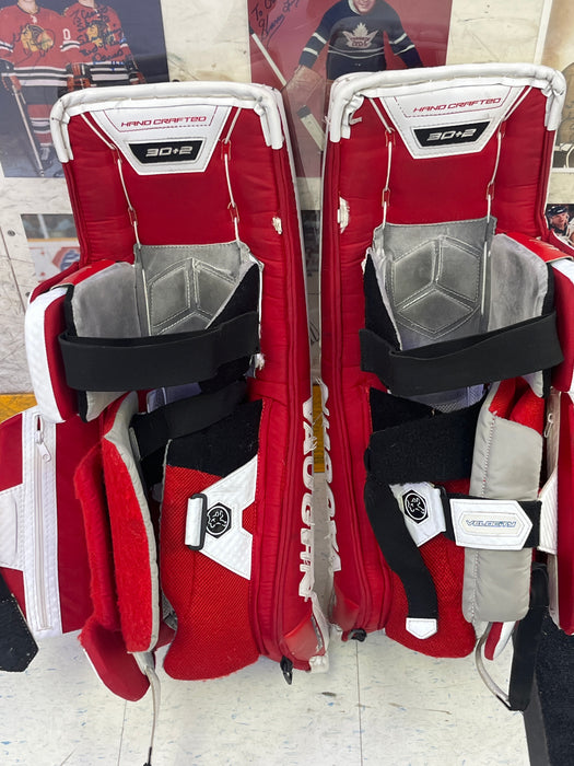 Used Vaughn V9 30+2 Goal Pads