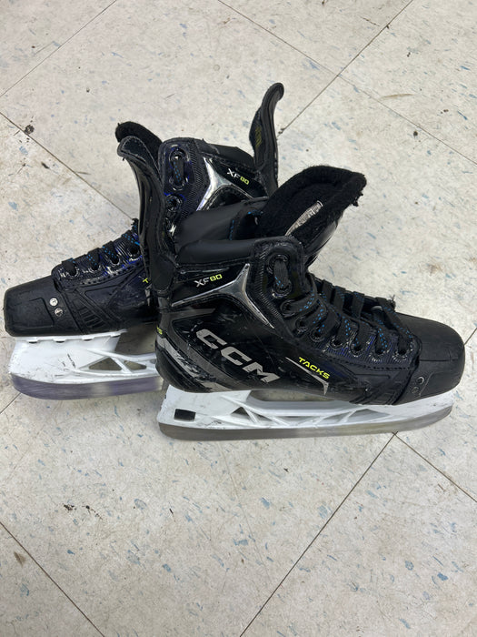 Used CCM Tacks XF80 Size 5.0EE Intermediate Player Skates