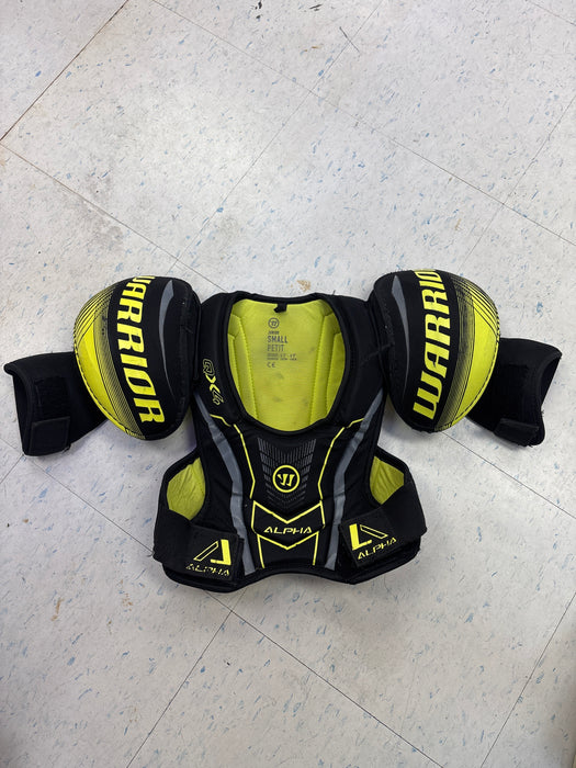Used Warrior Alpha QX4 Junior Small Shoulder Pads