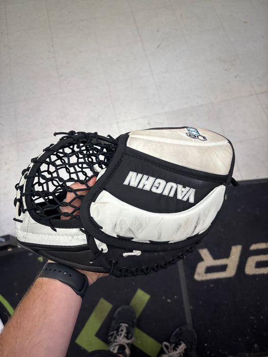 Used Vaughn Velocity VE8 Junior Catcher