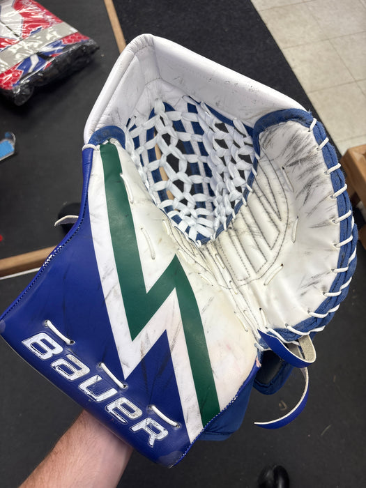 Used Bauer Supreme Mach Pro Stock Practice Palm Senior Catcher