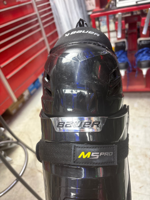 Demo Bauer Supreme M5Pro Shin Guards Size Senior 15”