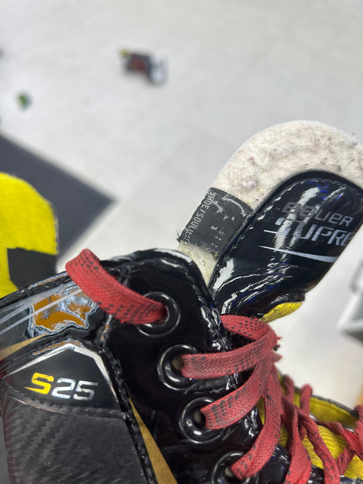 Used Bauer Supreme S25 Player Skates Size 3D