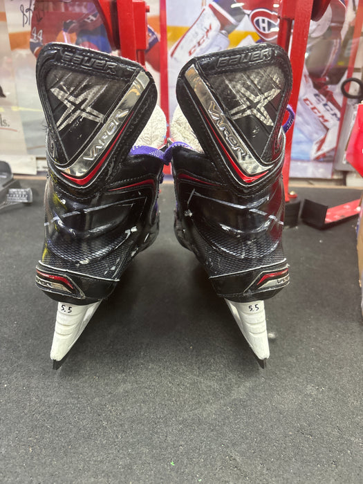Used Bauer Vapor x900 Skates Size 5.5 D