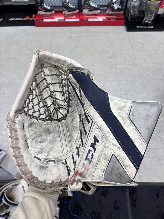Used CCM Axis 1.9 Senior Catcher Full Right
