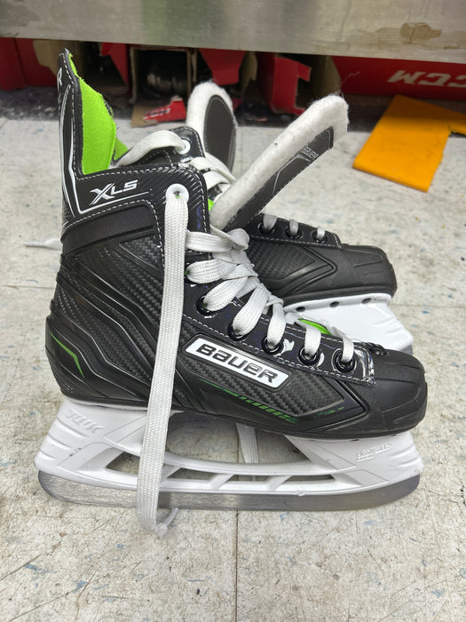 Used Bauer X LS Player Skates 3.0D