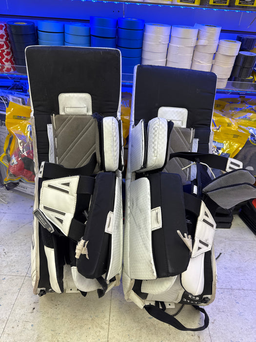 Used Brian’s Gnetik X 31+1” Goalie Pads