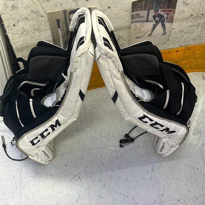 Used CCM EFlex 5.5 28+1 Goal Pads