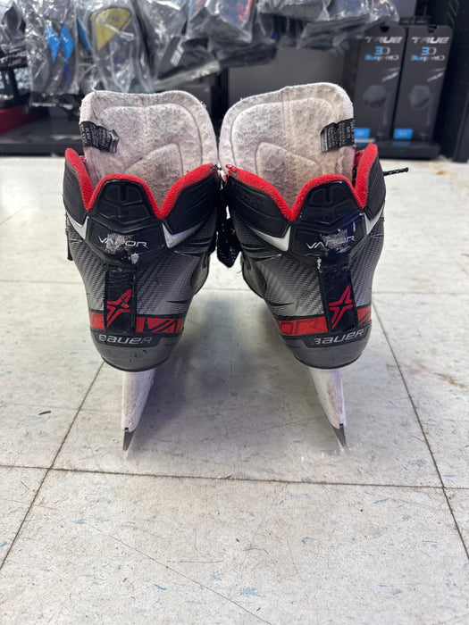 Used Bauer Vapor X2.7 Goalie Skates Size 5.5D