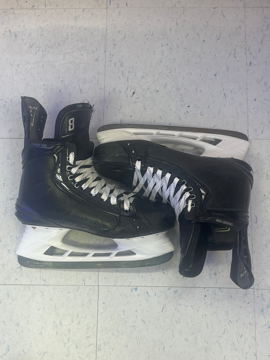 Used Bauer Vapor HyperLite Maple Leafs Pro Stock - J.Muzzin - Size 10.5 Skates