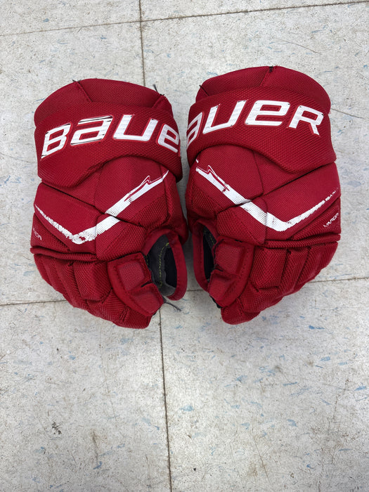 Used Bauer Vapor FlyPro Junior 11" Gloves