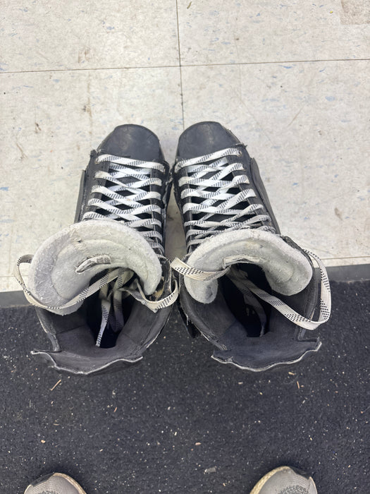 Used CCM Ribcor 70k Size 8.75 Senior Skates
