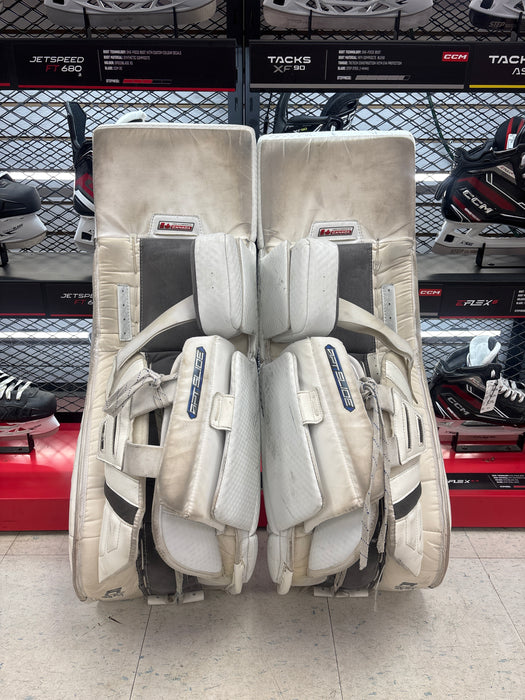Used Brian’s Iconik 33+1 Senior Goal Pads