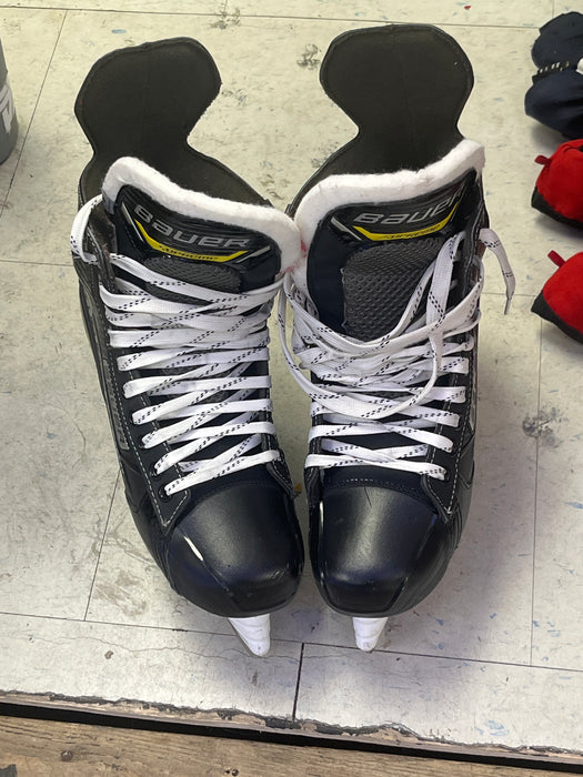 Used Bauer Supreme M1 Size 8.5 Skates