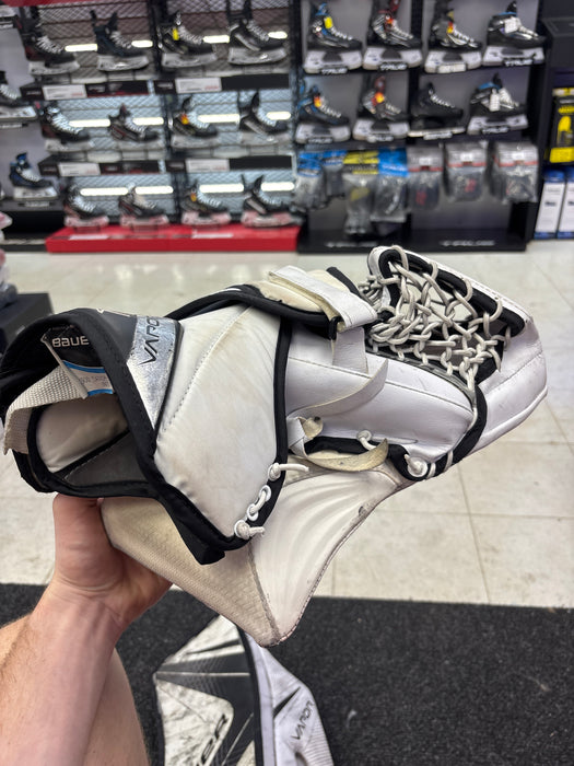 Used Bauer Vapor x900 Intermediate Catcher and Blocker Set