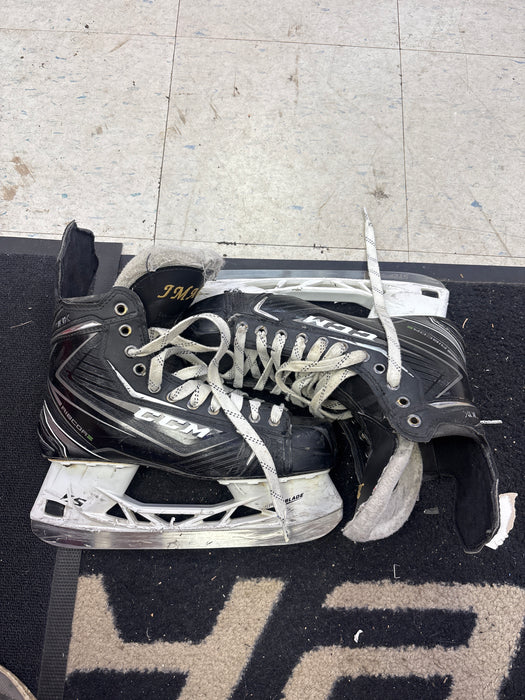 Used CCM Ribcor 70k Size 8.75 Senior Skates