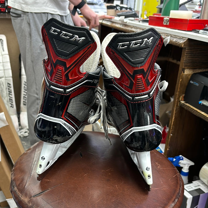 Used CCM JetSpeed FT1 Size 9.0 Senior Skates