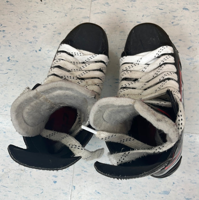 Used CCM FT360 Size 3D Player Skates