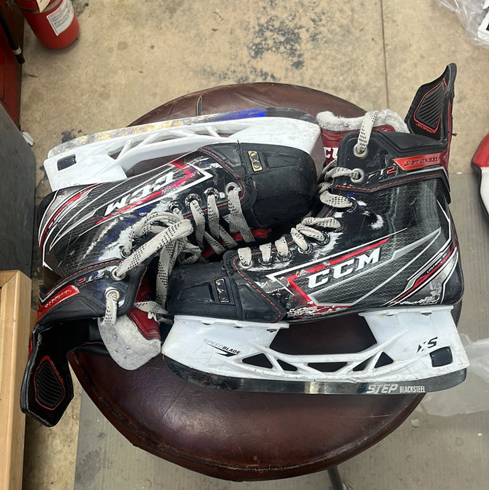 Used CCM JetSpeed FT2 Size 4 Player Skates