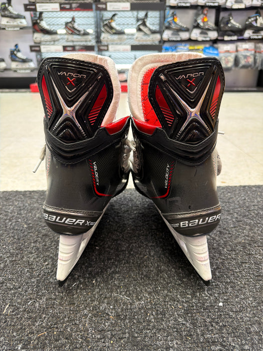Used Bauer Vapor Velocity Size 5.5 Fit 2 Skates