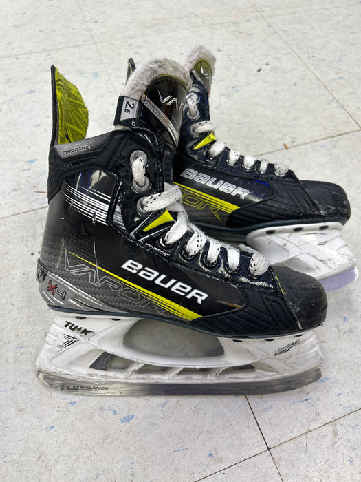 Used Bauer Vapor X4 Player Skates